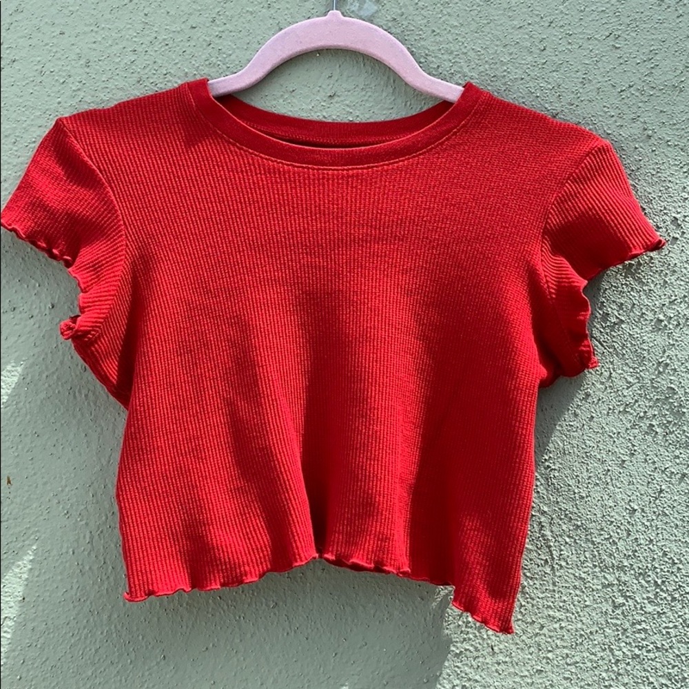 Brandy Melville Red Ruffle Crop Top 💋 - Picture 2 of 6